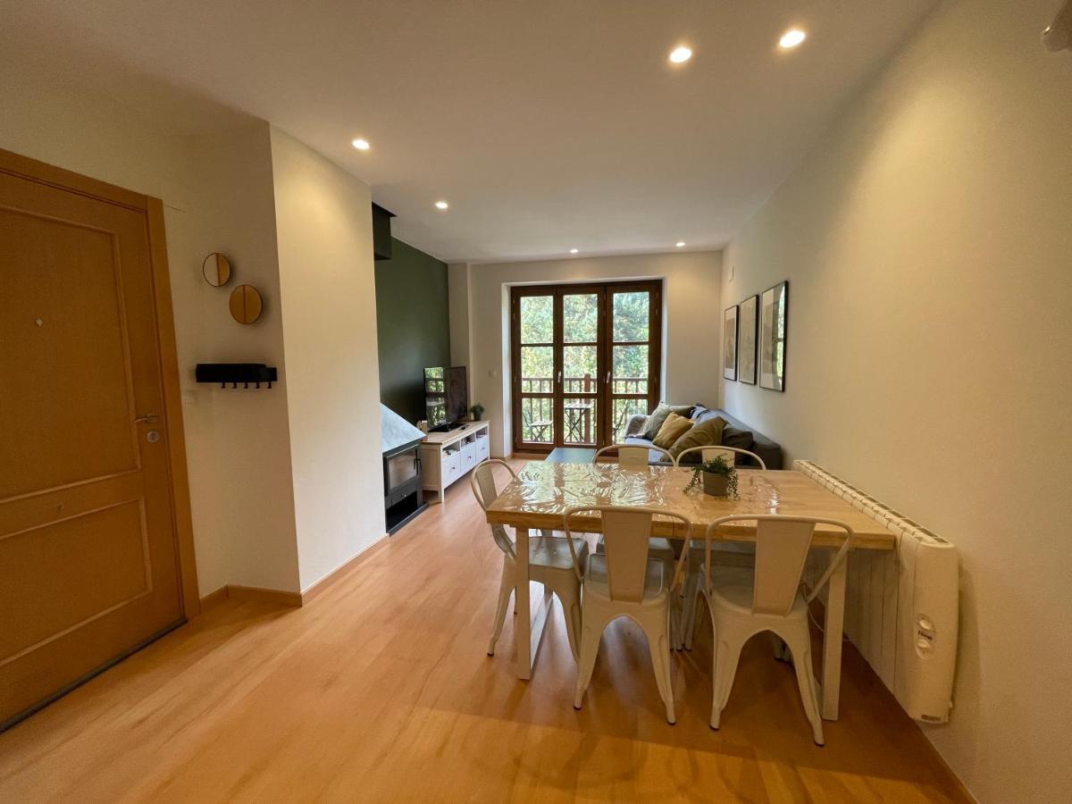 B28 - Resid. La Coma 2º - Villmor Appartement Benasque Buitenkant foto
