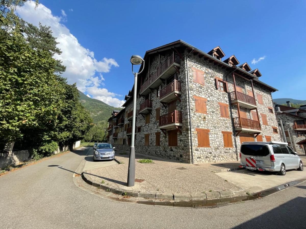 B28 - Resid. La Coma 2º - Villmor Appartement Benasque Buitenkant foto