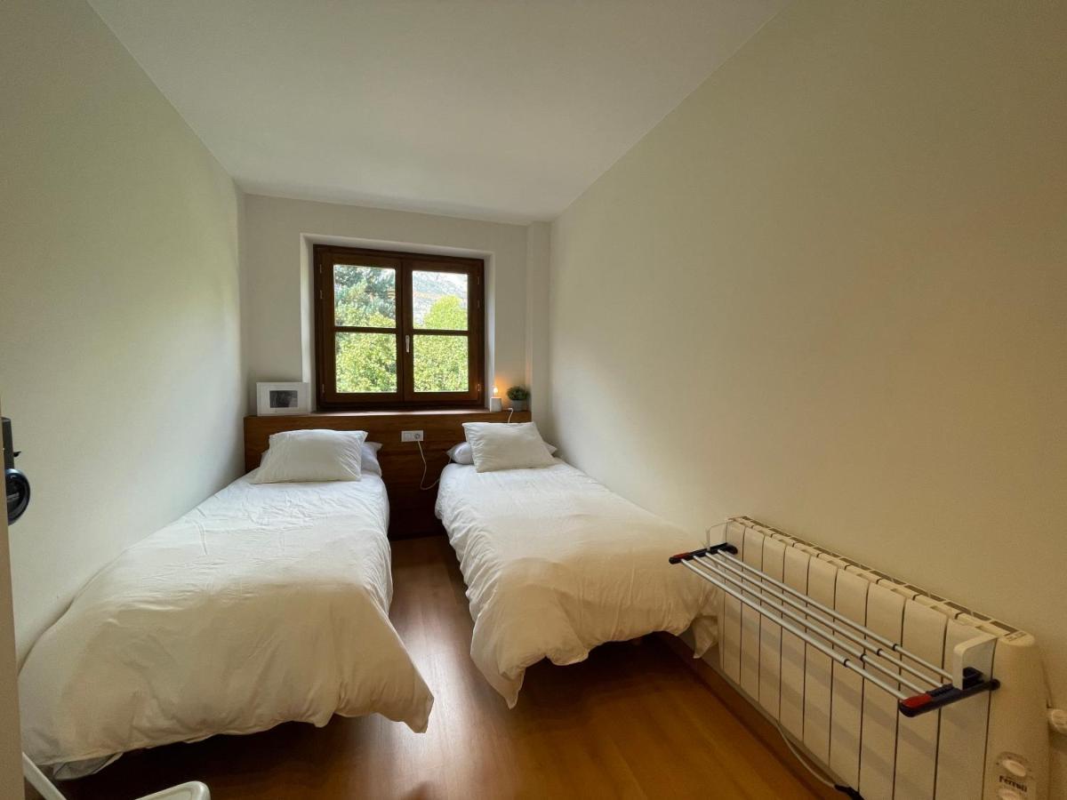 B28 - Resid. La Coma 2º - Villmor Appartement Benasque Buitenkant foto